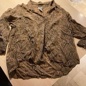 B and B Button Up Shirt Womens brown Animal Print Silk Long Sleeve Ladies.XL